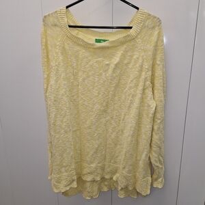 Dip Brand Pale Yellow White Sweater Large